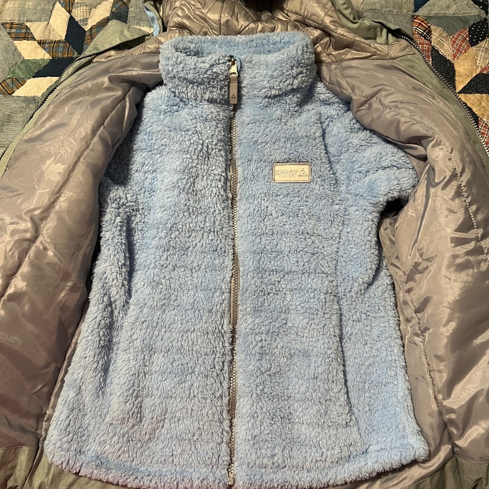 Gerry brand (Costco) Girls Winter 2-in-1 jacket Size 10/12